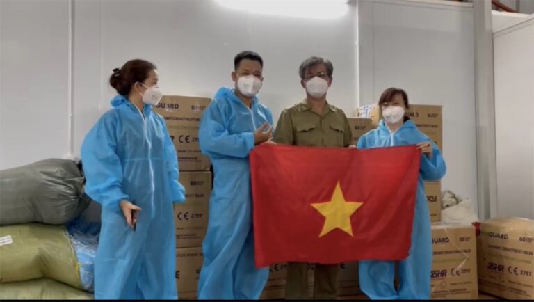 DCI Vietnam supports medical equipment for frontline doctors fighting the pandemic